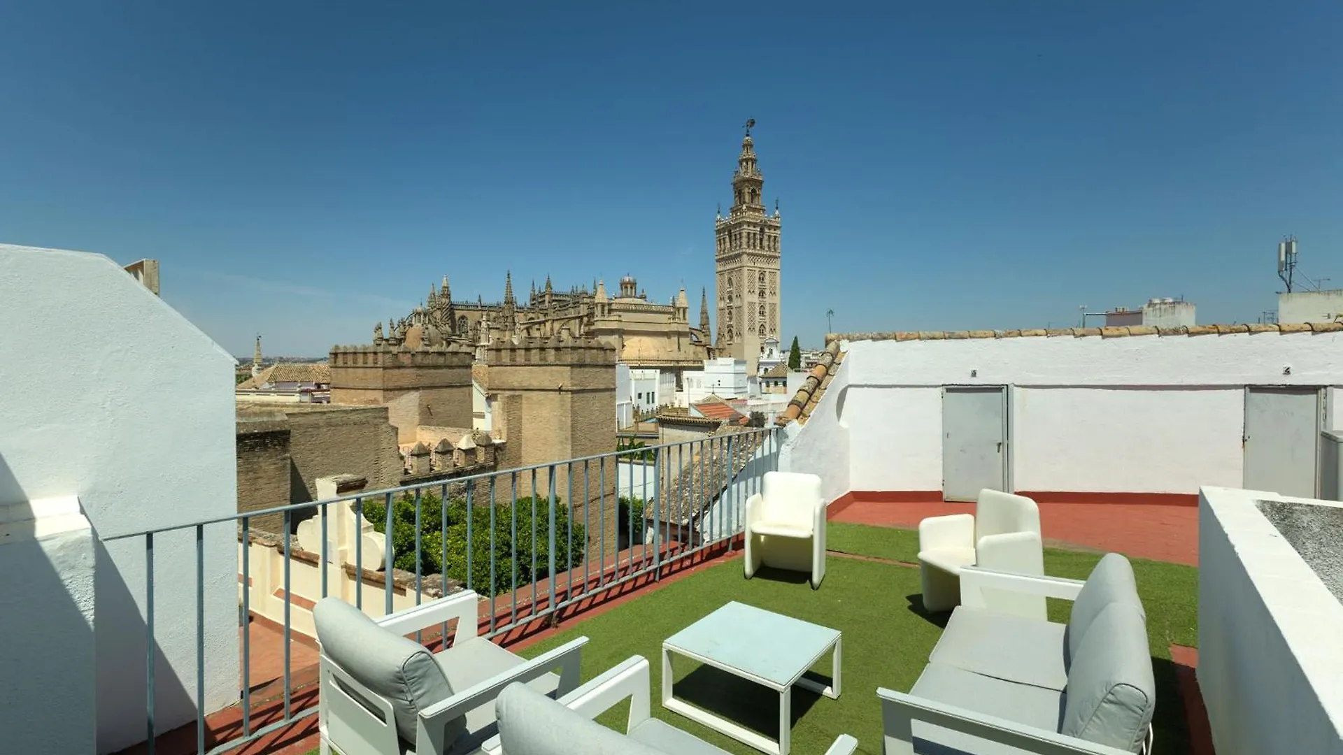 Alianza Giralda Sky View By Valcambre Apartment Seville 0*,  Spain